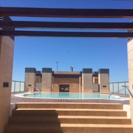 Gatu Premium Racimo, Terraza, Piscina, Aire Ac, Wifi Y Parking " Preferente Mayores De 25 Anos Y Familias " El Puerto de Santa Maria Luaran gambar