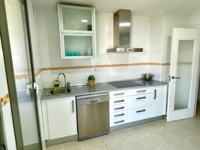 Gatu Premium Racimo, Terraza, Piscina, Aire Ac, Wifi Y Parking " Preferente Mayores De 25 Anos Y Familias " El Puerto de Santa Maria Luaran gambar