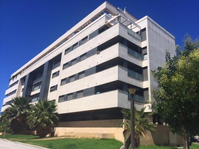 Gatu Premium Racimo, Terraza, Piscina, Aire Ac, Wifi Y Parking " Preferente Mayores De 25 Anos Y Familias " El Puerto de Santa Maria Luaran gambar